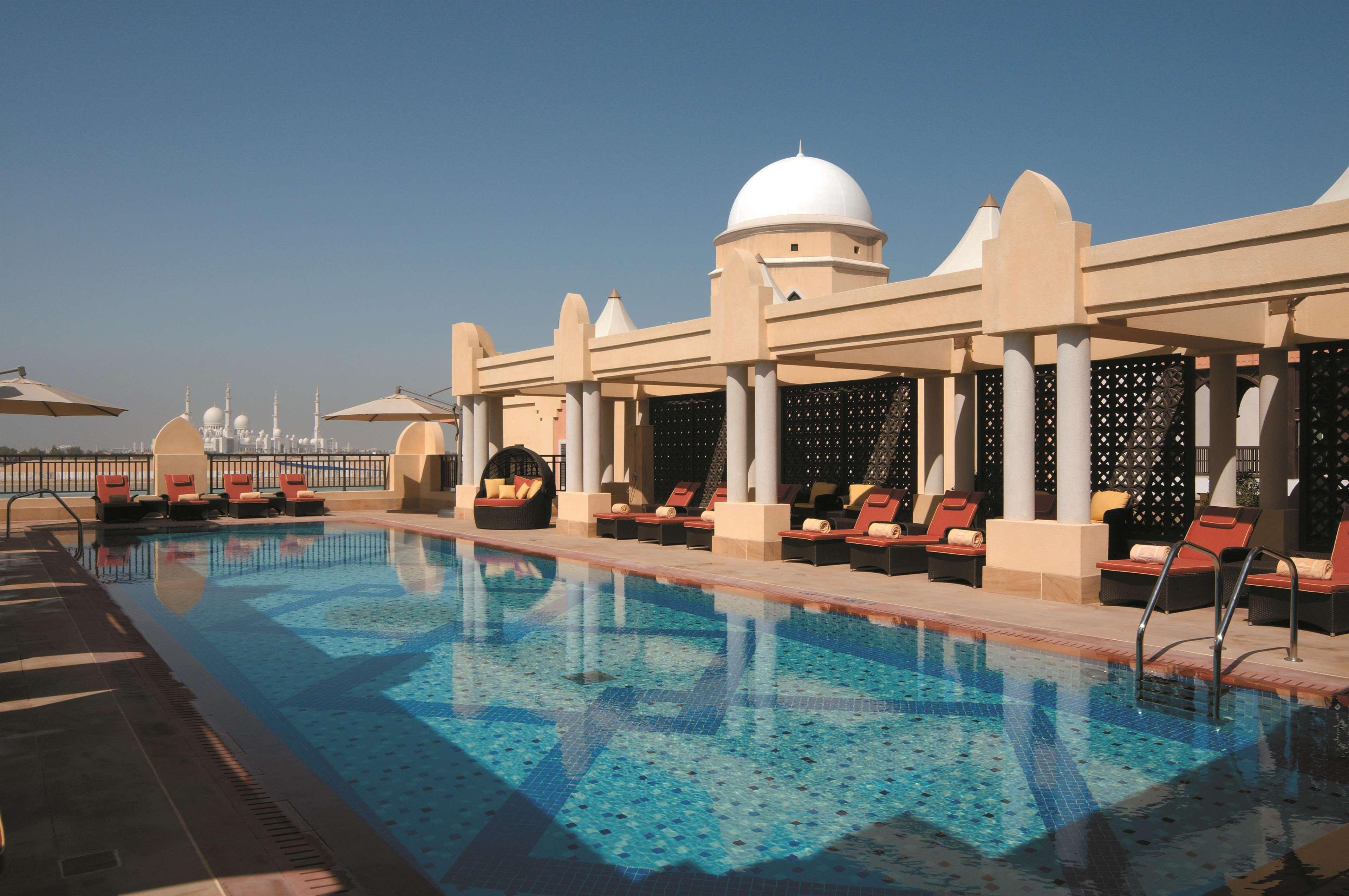 Shangri-La Qaryat Al Beri, Abu Dhabi Exterior photo The Palace Downtown Dubai