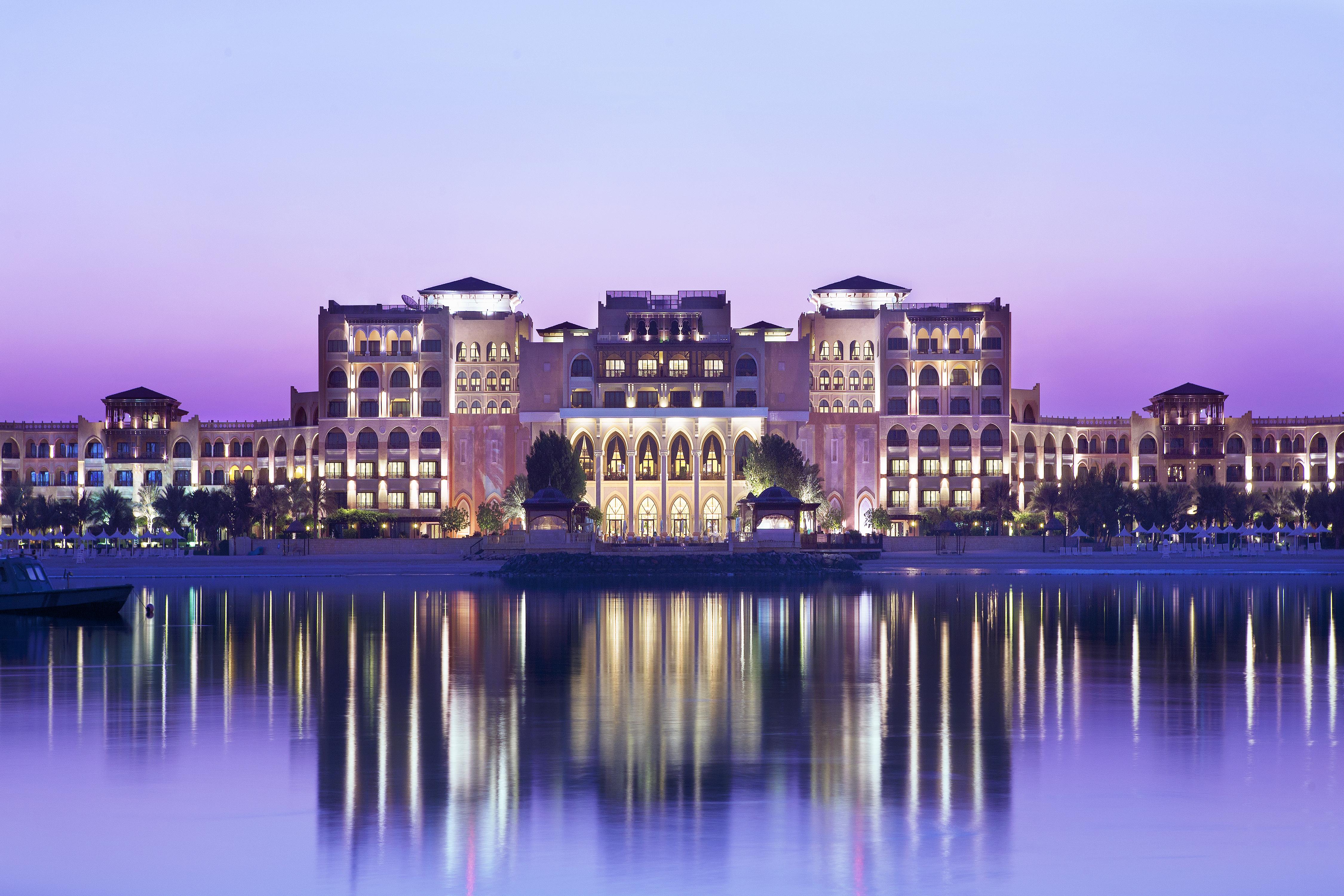 Shangri-La Qaryat Al Beri, Abu Dhabi Exterior photo The Ritz-Carlton, Dubai Creek